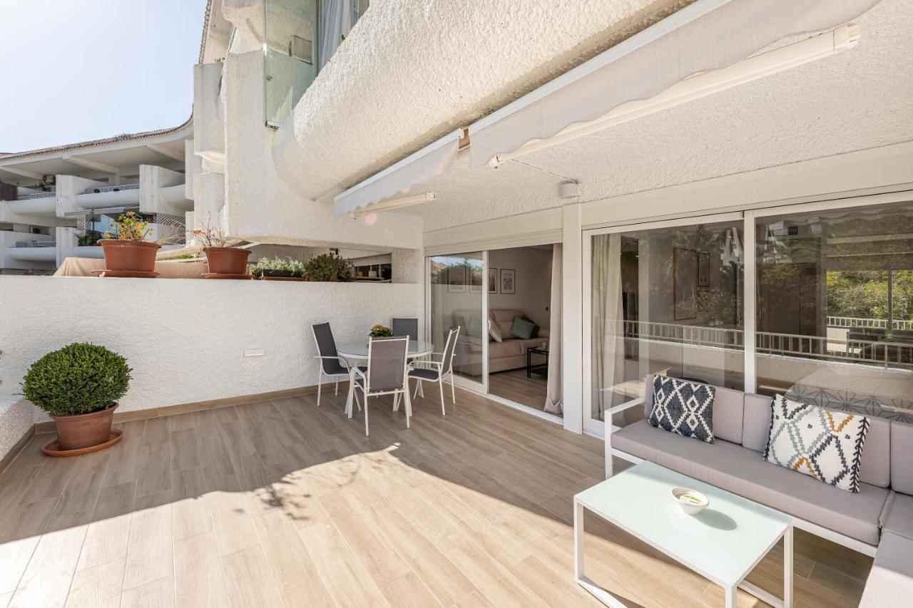 Brandnew Apartment By The Beach Марбелья Экстерьер фото