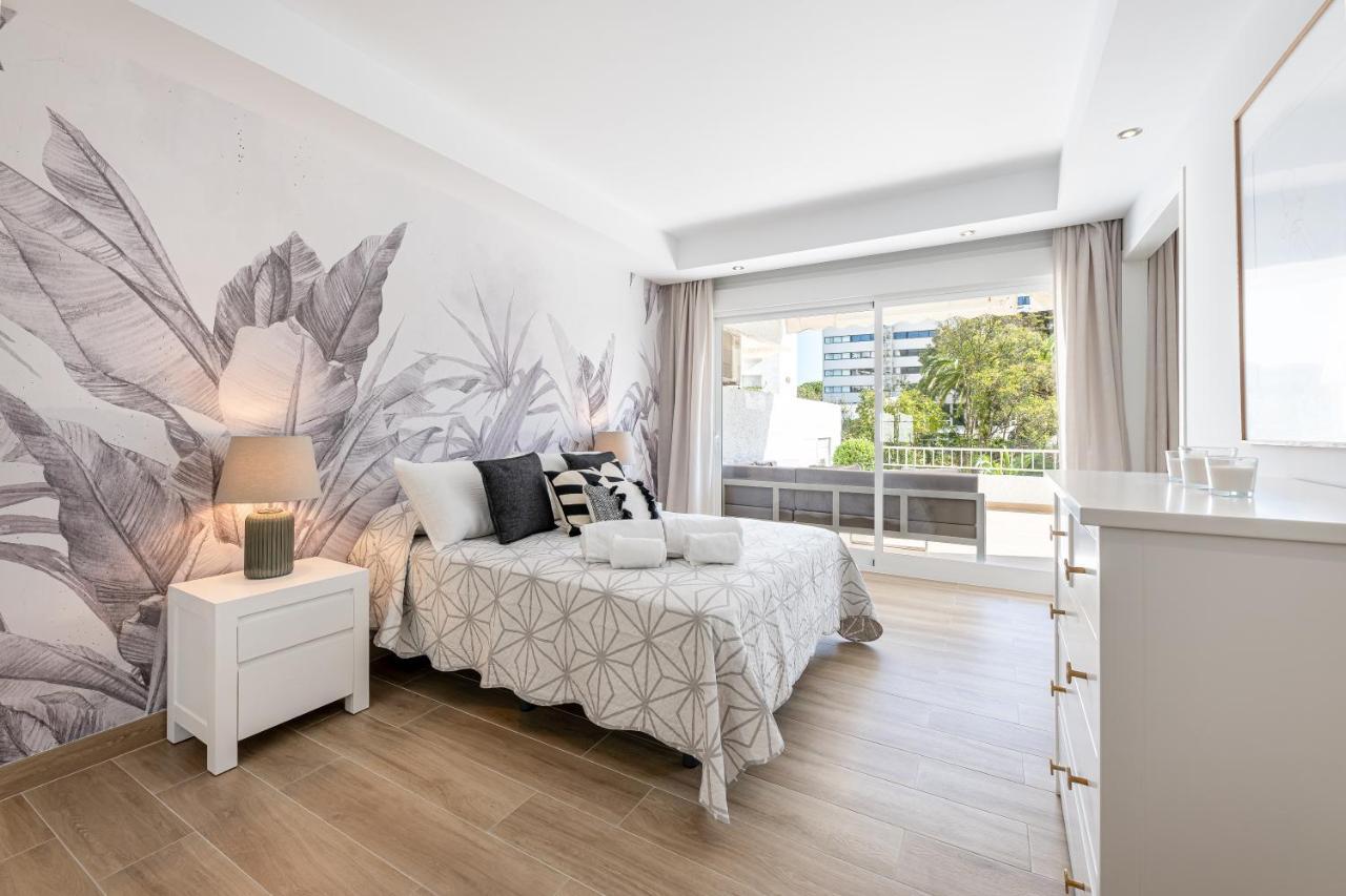 Brandnew Apartment By The Beach Марбелья Экстерьер фото