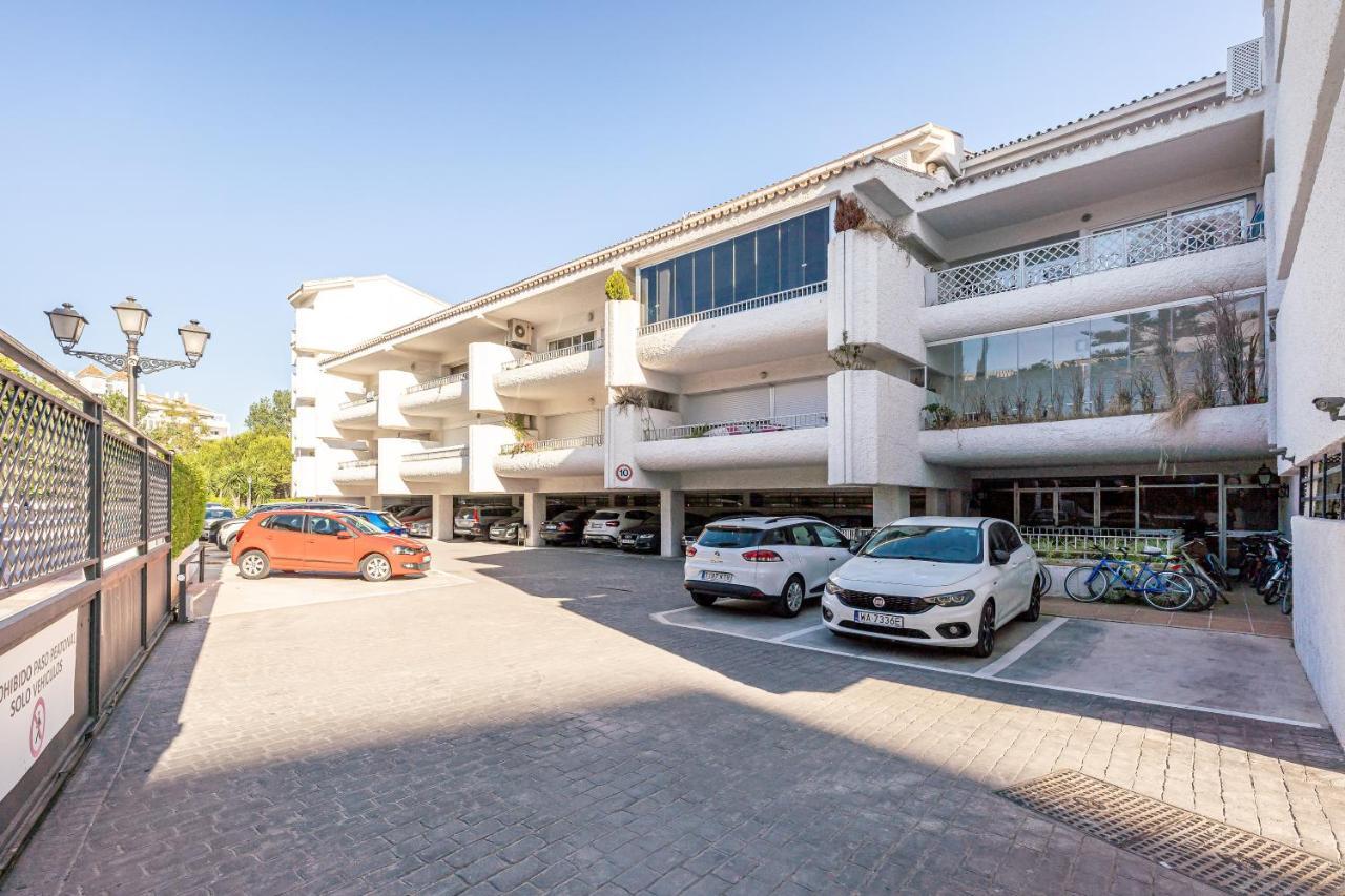Brandnew Apartment By The Beach Марбелья Экстерьер фото